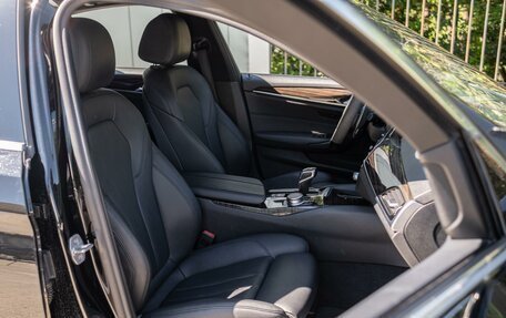 BMW 5 серия, 2019 год, 3 600 000 рублей, 9 фотография