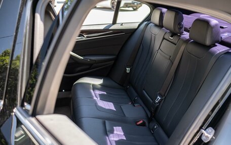 BMW 5 серия, 2019 год, 3 600 000 рублей, 10 фотография