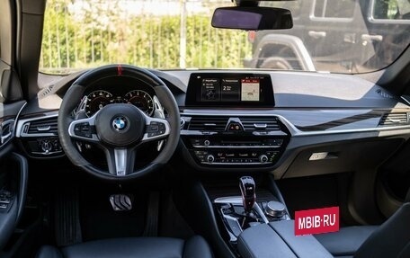 BMW 5 серия, 2019 год, 3 600 000 рублей, 7 фотография