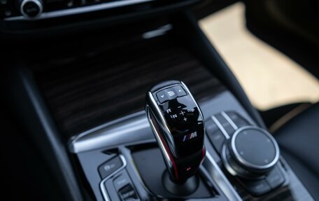 BMW 5 серия, 2019 год, 3 600 000 рублей, 26 фотография
