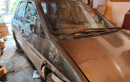 Nissan Prairie III, 1991 год, 100 000 рублей, 5 фотография