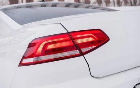 Volkswagen Passat B8 рестайлинг, 2018 год, 1 650 000 рублей, 14 фотография