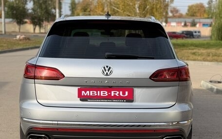 Volkswagen Touareg III, 2018 год, 3 700 000 рублей, 5 фотография