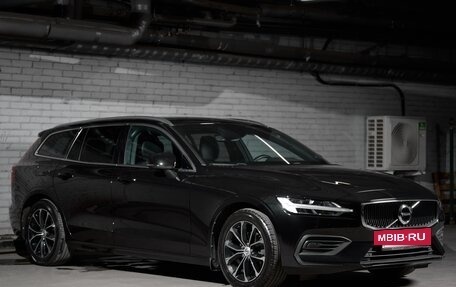 Volvo V60 II, 2019 год, 2 570 000 рублей, 3 фотография