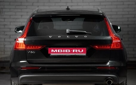 Volvo V60 II, 2019 год, 2 570 000 рублей, 5 фотография