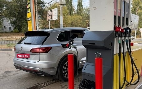 Volkswagen Touareg III, 2018 год, 3 700 000 рублей, 16 фотография