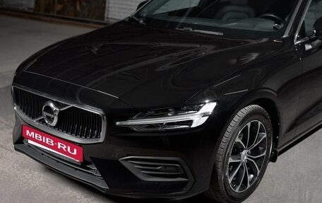 Volvo V60 II, 2019 год, 2 570 000 рублей, 8 фотография