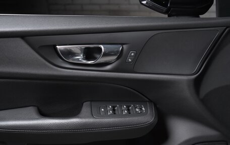Volvo V60 II, 2019 год, 2 570 000 рублей, 12 фотография