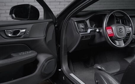 Volvo V60 II, 2019 год, 2 570 000 рублей, 11 фотография