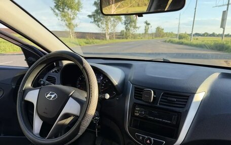 Hyundai Solaris II рестайлинг, 2016 год, 1 300 000 рублей, 11 фотография