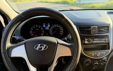 Hyundai Solaris II рестайлинг, 2016 год, 1 300 000 рублей, 15 фотография