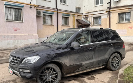 Mercedes-Benz M-Класс, 2013 год, 2 200 000 рублей, 2 фотография