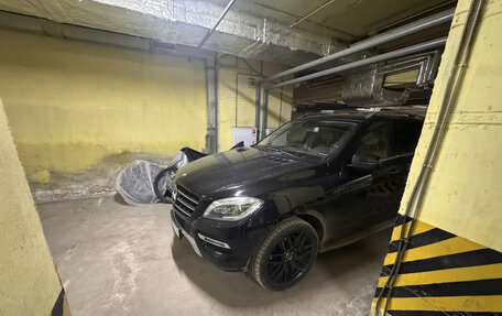 Mercedes-Benz M-Класс, 2013 год, 2 200 000 рублей, 10 фотография