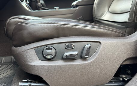 Volkswagen Touareg III, 2012 год, 2 200 000 рублей, 25 фотография