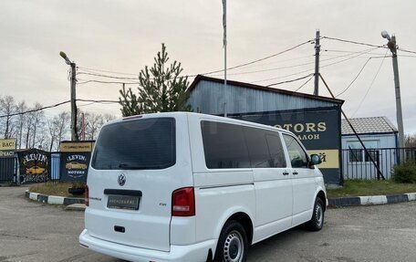 Volkswagen Caravelle T5, 2013 год, 1 450 000 рублей, 3 фотография