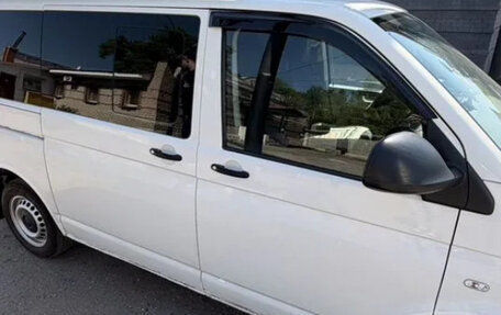 Volkswagen Caravelle T5, 2013 год, 1 450 000 рублей, 10 фотография