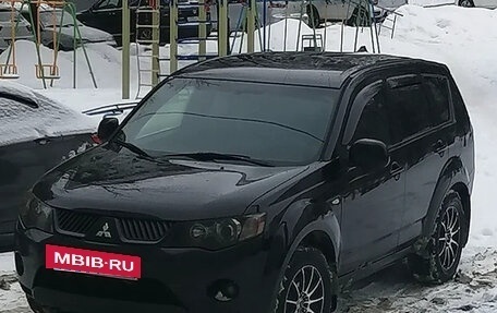 Mitsubishi Outlander III рестайлинг 3, 2008 год, 1 400 000 рублей, 2 фотография