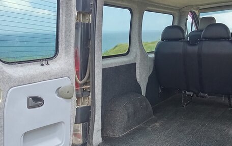 Renault Trafic, 2006 год, 1 000 000 рублей, 8 фотография