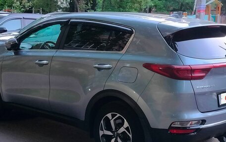 KIA Sportage IV рестайлинг, 2018 год, 2 050 000 рублей, 2 фотография
