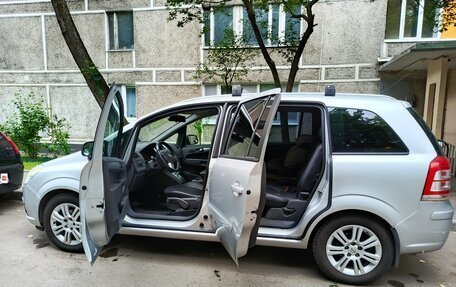 Opel Zafira B, 2012 год, 650 000 рублей, 5 фотография