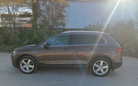 Volkswagen Tiguan II, 2017 год, 2 400 000 рублей, 5 фотография