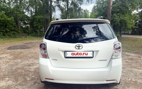 Toyota Verso I, 2011 год, 1 000 000 рублей, 4 фотография