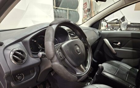 Renault Sandero II рестайлинг, 2017 год, 1 130 000 рублей, 25 фотография