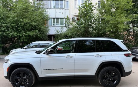 Jeep Grand Cherokee, 2022 год, 7 300 000 рублей, 9 фотография