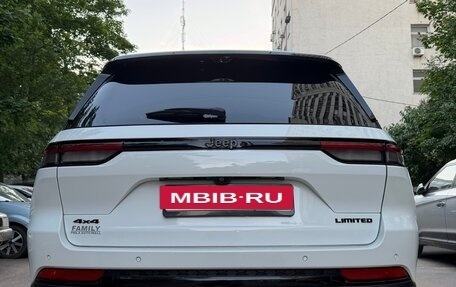 Jeep Grand Cherokee, 2022 год, 7 300 000 рублей, 8 фотография