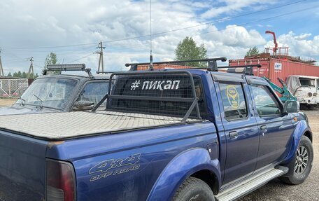 Nissan NP300, 2010 год, 600 000 рублей, 4 фотография