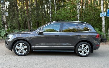 Volkswagen Touareg III, 2012 год, 2 450 000 рублей, 2 фотография