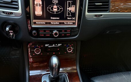 Volkswagen Touareg III, 2012 год, 2 450 000 рублей, 15 фотография