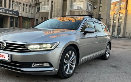 Volkswagen Passat B8 рестайлинг, 2015 год, 1 680 000 рублей, 2 фотография