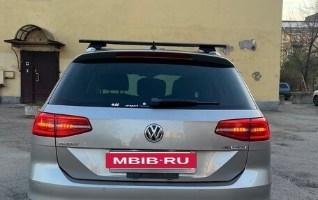 Volkswagen Passat B8 рестайлинг, 2015 год, 1 680 000 рублей, 29 фотография