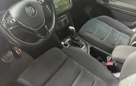 Volkswagen Tiguan II, 2019 год, 2 450 000 рублей, 16 фотография