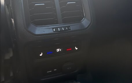 Volkswagen Tiguan II, 2019 год, 2 450 000 рублей, 20 фотография