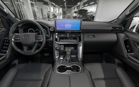 Toyota Land Cruiser, 2026 год, 16 300 000 рублей, 8 фотография