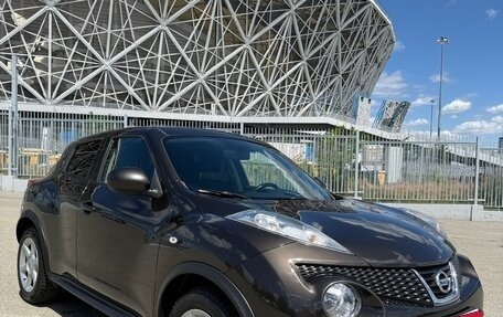 Nissan Juke II, 2011 год, 850 000 рублей, 2 фотография