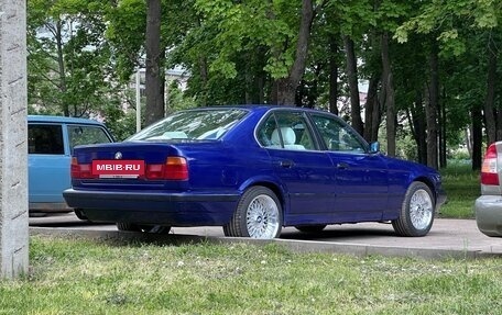BMW 5 серия, 1993 год, 800 000 рублей, 4 фотография