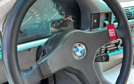 BMW 5 серия, 1993 год, 800 000 рублей, 8 фотография
