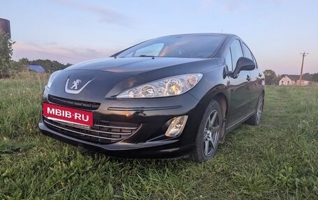 Peugeot 408 I рестайлинг, 2014 год, 740 000 рублей, 4 фотография