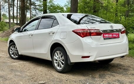 Toyota Corolla, 2015 год, 1 650 000 рублей, 4 фотография
