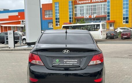 Hyundai Solaris II рестайлинг, 2013 год, 800 000 рублей, 6 фотография