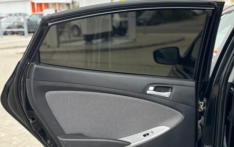 Hyundai Solaris II рестайлинг, 2013 год, 800 000 рублей, 12 фотография