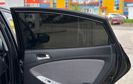Hyundai Solaris II рестайлинг, 2013 год, 800 000 рублей, 10 фотография