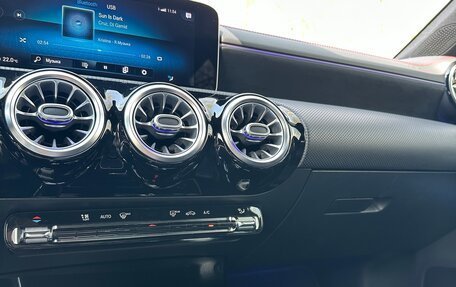 Mercedes-Benz CLA, 2020 год, 2 950 000 рублей, 13 фотография