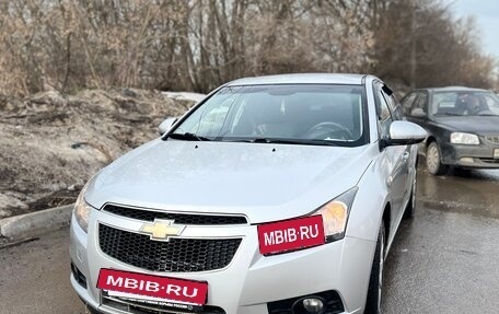 Chevrolet Cruze II, 2012 год, 650 000 рублей, 4 фотография