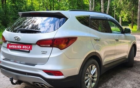 Hyundai Santa Fe III рестайлинг, 2016 год, 2 470 000 рублей, 4 фотография
