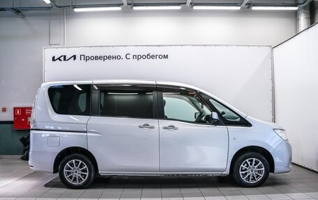 Nissan Serena IV, 2010 год, 1 090 000 рублей, 6 фотография