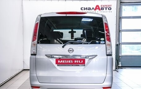 Nissan Serena IV, 2010 год, 1 090 000 рублей, 5 фотография